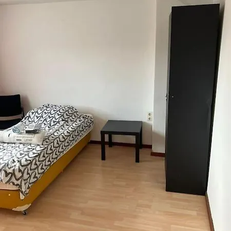 בית נופש Expats House 4 אטן לור